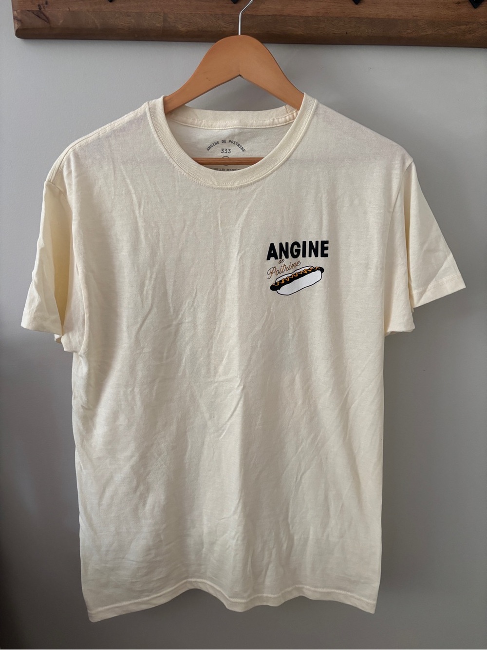 Angine de poitrine T-Shirt – Official Merch – New Without Tags